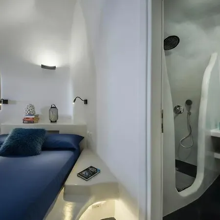 Afrodite Sea View Beauty With Rooftop Jacuzzi Firá