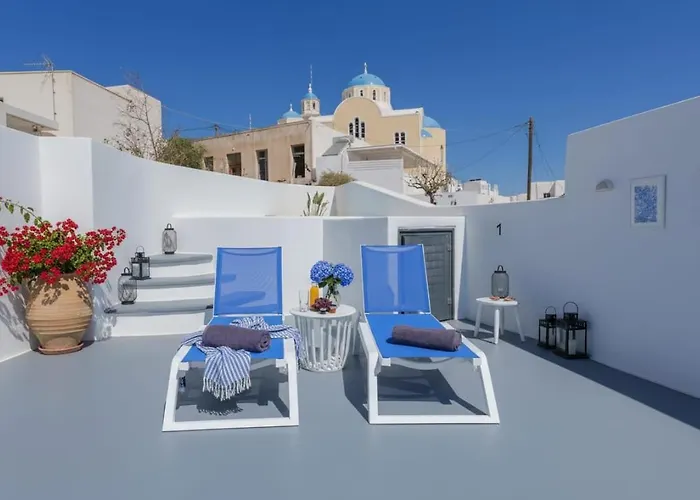 Afrodite Sea View Beauty With Rooftop Jacuzzi * Fira (Santorini)